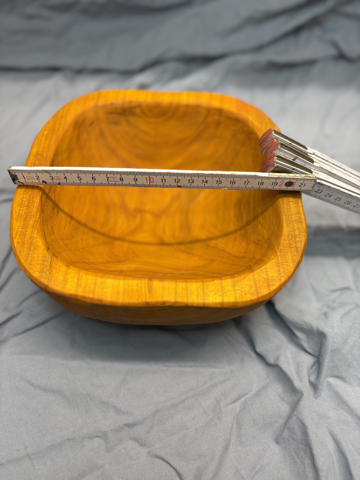 Quadratische Holzschale Breite